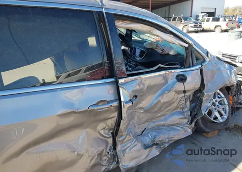 2020 Chrysler Voyager Lxi from USA, damaged, VIN 2C4RC1DG1LR176819